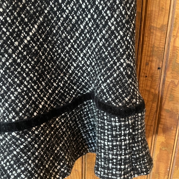 Gap Wool Blend Tweed Flared Skirt with Velvet Trim and Lined - Size 4 - Picture 7 of 10